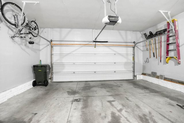 4607 Loren Drive, Cedar Falls, IA 50613