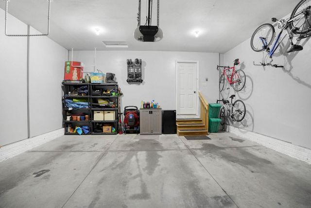 4607 Loren Drive, Cedar Falls, IA 50613