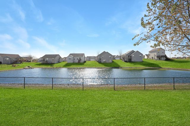 4607 Loren Drive, Cedar Falls, IA 50613