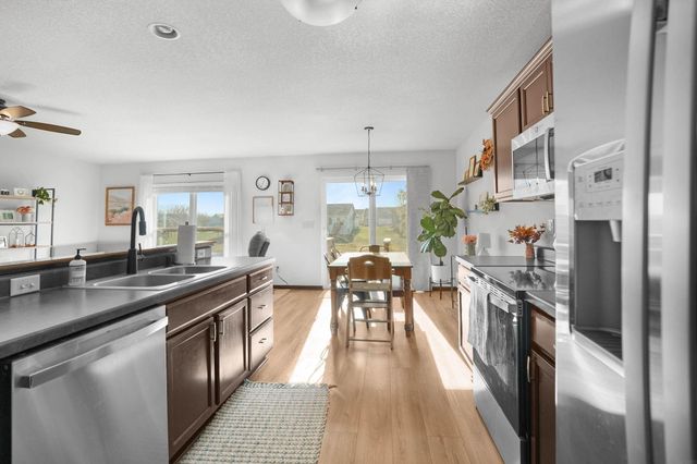 4607 Loren Drive, Cedar Falls, IA 50613