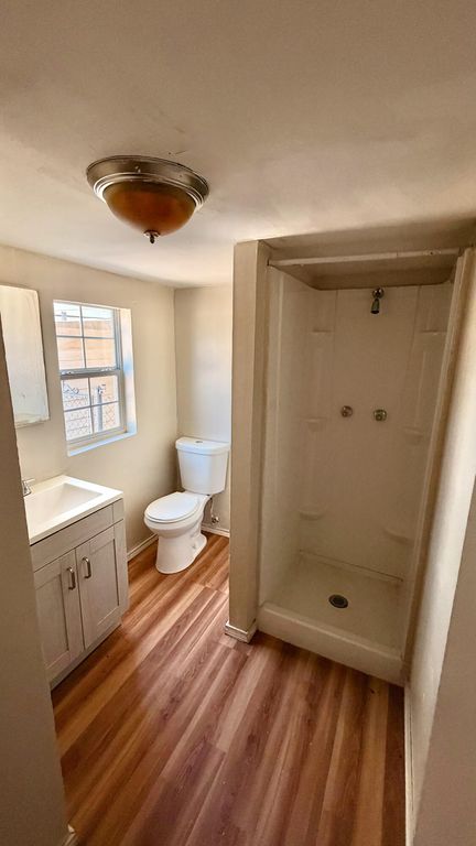 Image 9 of property listing at 22 W 12th Street, Robert Lee, TX 76945