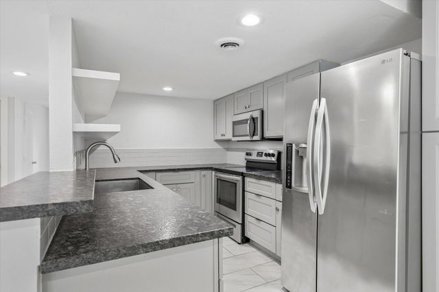 12633 Memorial Drive 141, Houston, TX 77024