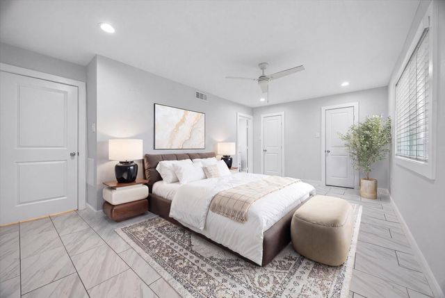 12633 Memorial Drive 141, Houston, TX 77024