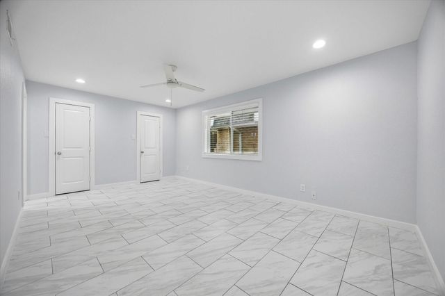 12633 Memorial Drive 141, Houston, TX 77024