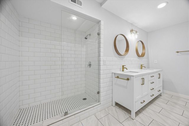 12633 Memorial Drive 141, Houston, TX 77024