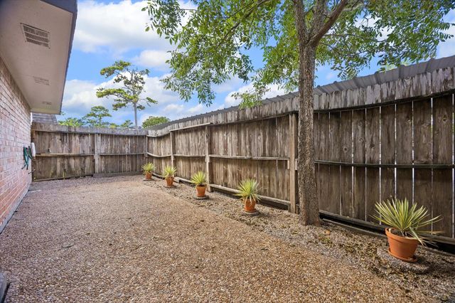 12633 Memorial Drive 141, Houston, TX 77024