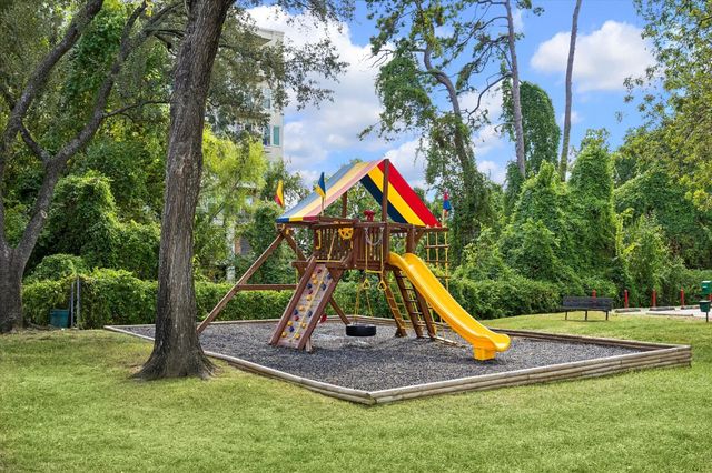 12633 Memorial Drive 141, Houston, TX 77024