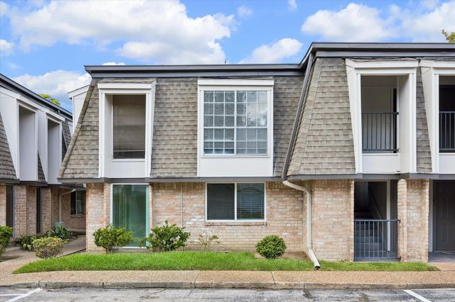 12633 Memorial Drive 141, Houston, TX 77024