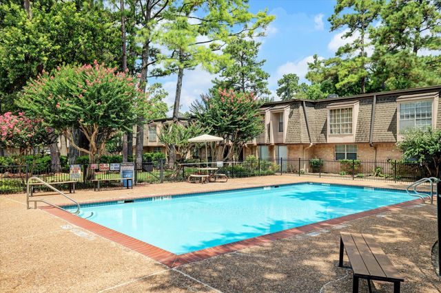 12633 Memorial Drive 141, Houston, TX 77024