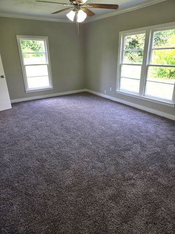 8075 N Lakeshore Drive, Shreveport, LA 71107