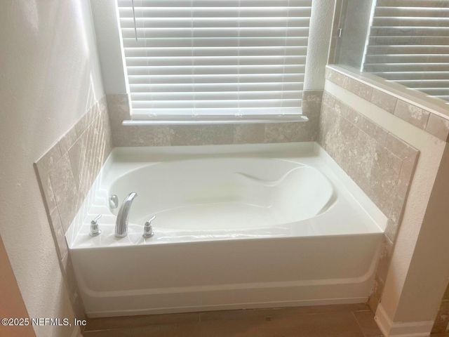 70305 WINDING RIVER Drive, Yulee, FL 32097