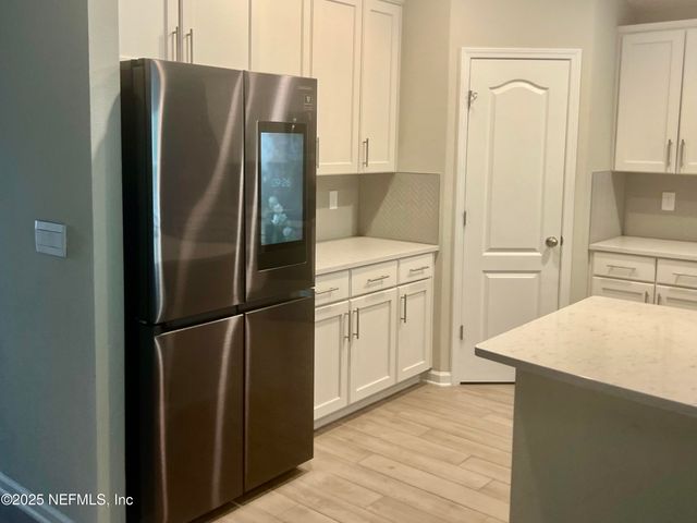 70305 WINDING RIVER Drive, Yulee, FL 32097