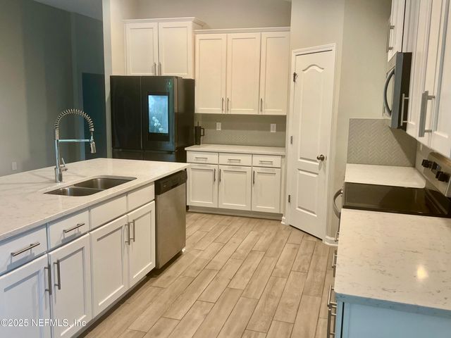 70305 WINDING RIVER Drive, Yulee, FL 32097
