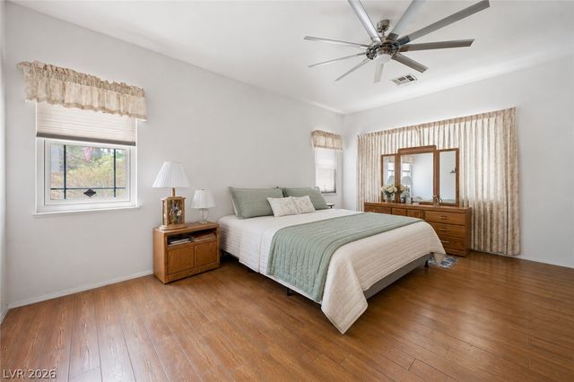 7337 Bermuda Island Street, Las Vegas, NV 89123