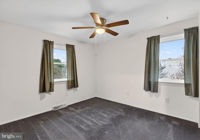 28 COCHISE LN, Royersford, PA 19468