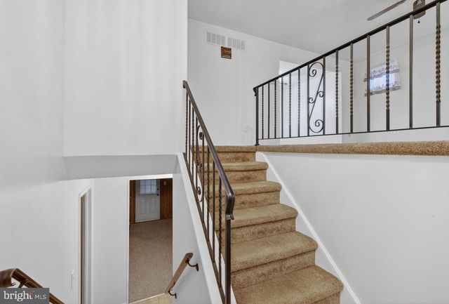 28 COCHISE LN, Royersford, PA 19468