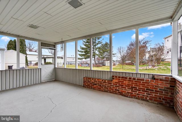 28 COCHISE LN, Royersford, PA 19468