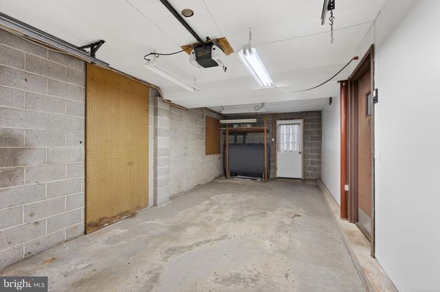 28 COCHISE LN, Royersford, PA 19468