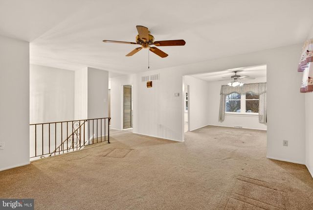 28 COCHISE LN, Royersford, PA 19468