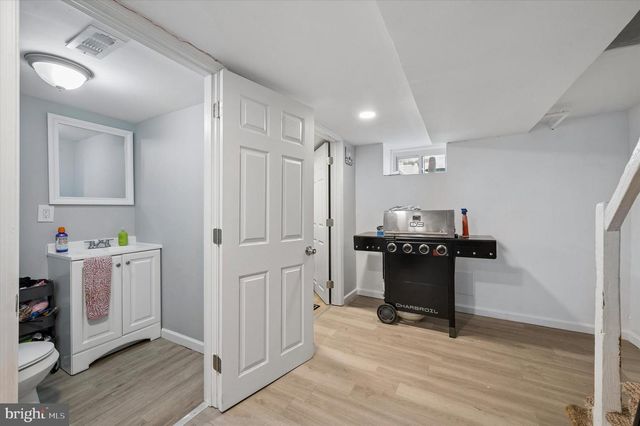 1322 EDGEHILL RD, Darby, PA 19023
