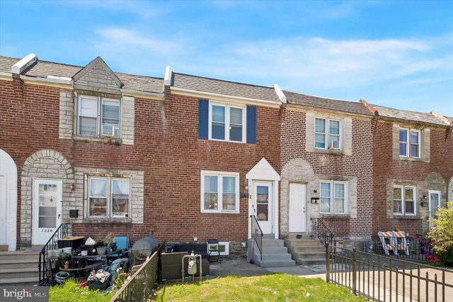 1322 EDGEHILL RD, Darby, PA 19023