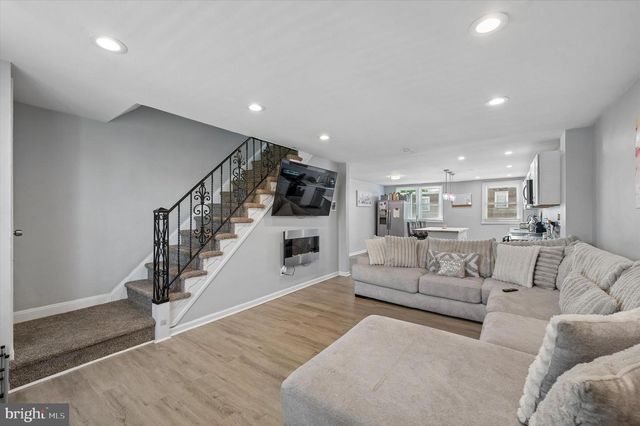 1322 EDGEHILL RD, Darby, PA 19023