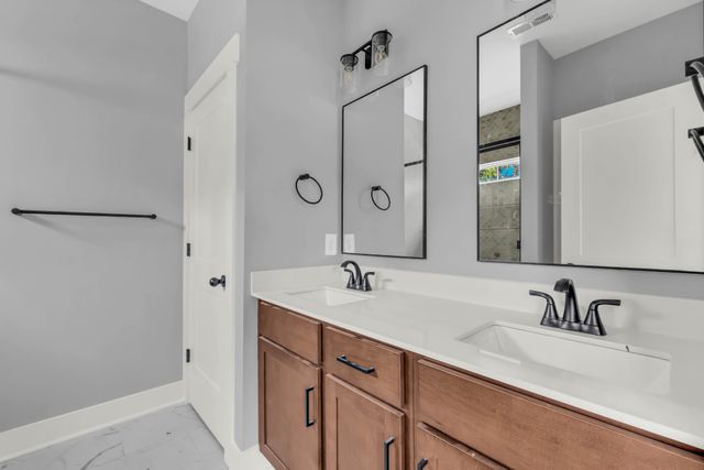 3016 Timberdale Dr, Clarksville, TN 37042