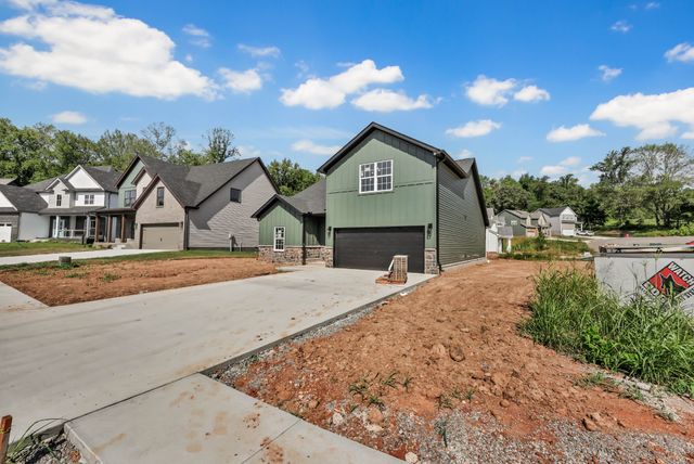 3016 Timberdale Dr, Clarksville, TN 37042