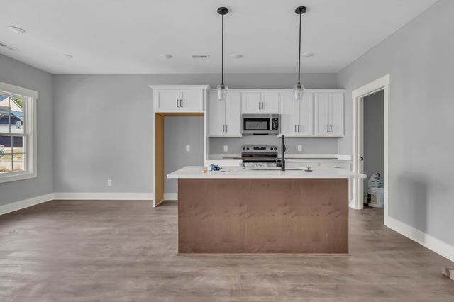 3016 Timberdale Dr, Clarksville, TN 37042