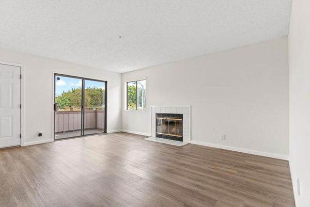 25192 Copa Del Oro Drive 104, Hayward, CA 94545