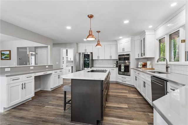12210 Waterview TRL, Carrollton, VA 23314