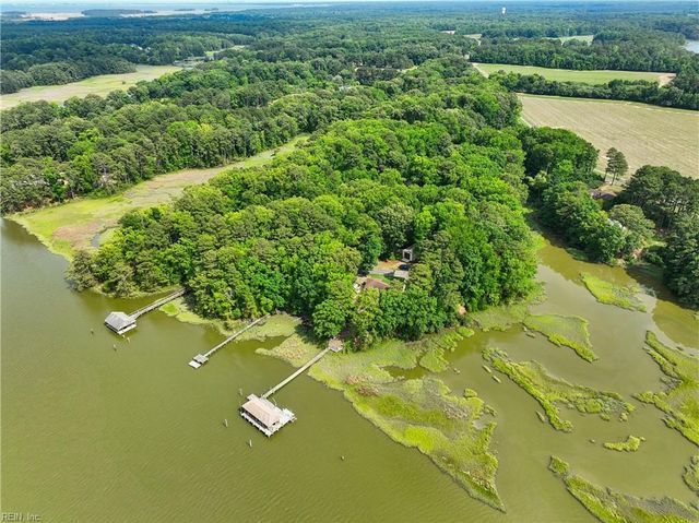 12210 Waterview TRL, Carrollton, VA 23314