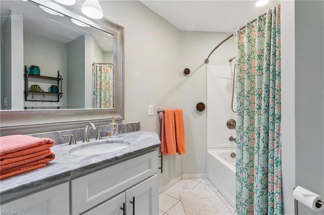 12210 Waterview TRL, Carrollton, VA 23314