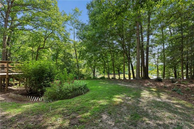 12210 Waterview TRL, Carrollton, VA 23314