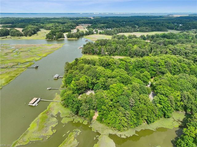 12210 Waterview TRL, Carrollton, VA 23314