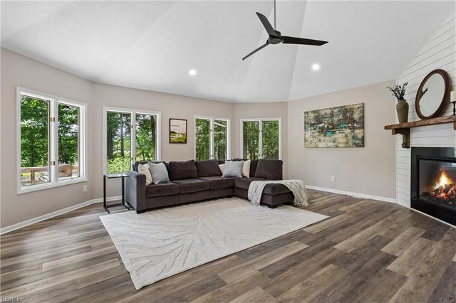 12210 Waterview TRL, Carrollton, VA 23314