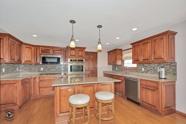 1873 Claire Drive, Bourbonnais, IL 60914