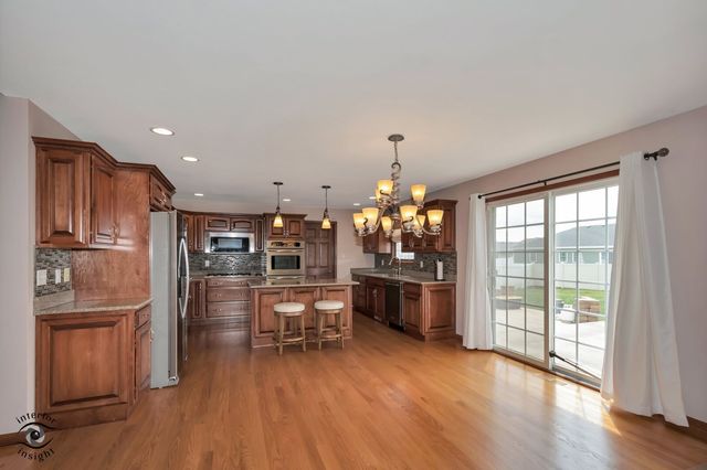 1873 Claire Drive, Bourbonnais, IL 60914