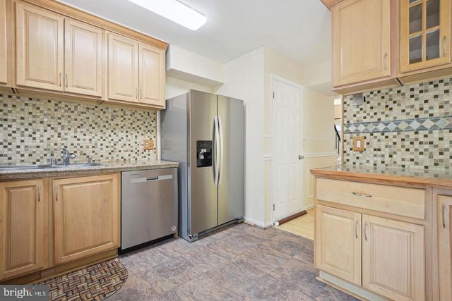 8266 AMITY CIR, Gaithersburg, MD 20877