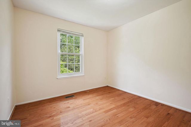 8266 AMITY CIR, Gaithersburg, MD 20877