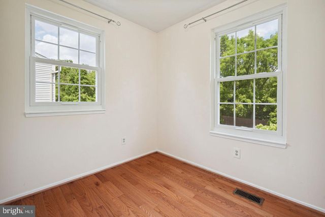 8266 AMITY CIR, Gaithersburg, MD 20877