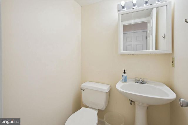 8266 AMITY CIR, Gaithersburg, MD 20877