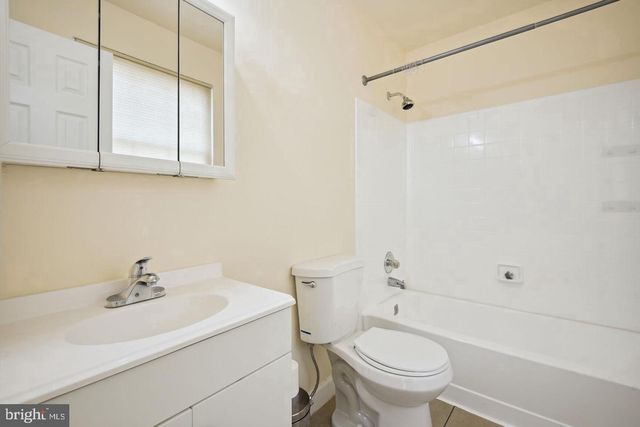 8266 AMITY CIR, Gaithersburg, MD 20877