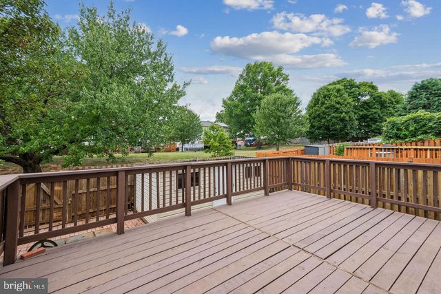 8266 AMITY CIR, Gaithersburg, MD 20877