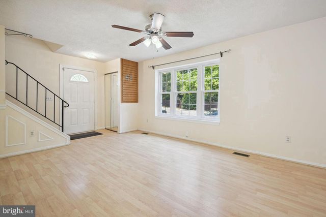 8266 AMITY CIR, Gaithersburg, MD 20877