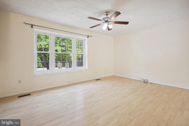 8266 AMITY CIR, Gaithersburg, MD 20877