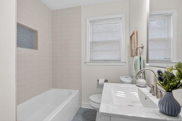 1001 Garland Avenue, North Little Rock, AR 72116