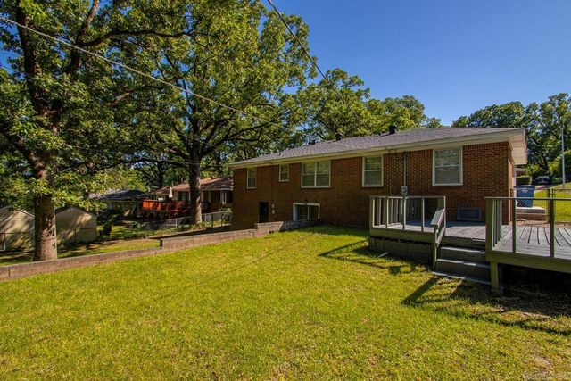 1001 Garland Avenue, North Little Rock, AR 72116