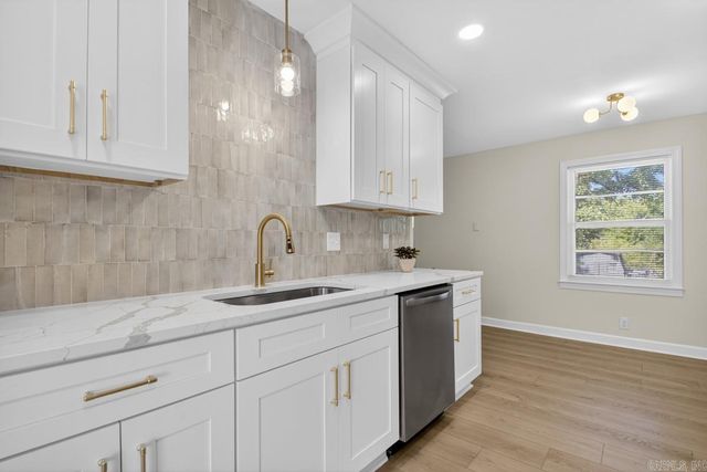 1001 Garland Avenue, North Little Rock, AR 72116