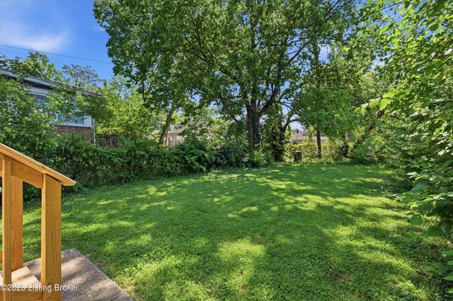 4206 W Market St, Louisville, KY 40212